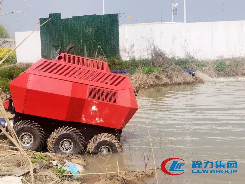 水陸兩棲供排水機器人